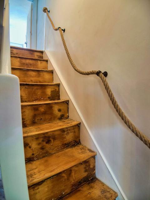 Knocker Cottage Is A 3 Bedroom Made Up Of 1 Double Bedroom And 2 Small Double Bedrooms In Small Village 10 Min To Beaches كامبورن المظهر الخارجي الصورة